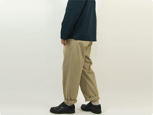 ヤエカ CHINO CLOTH PANTS TUCK TAPERED パンツ175cm股上